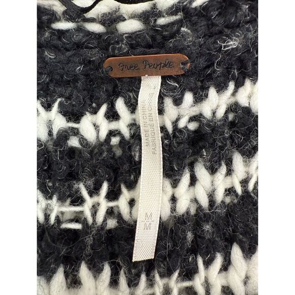 Free People Sweater Women's Medium Oversized Chunky Knit Striped Wool‎ Blend - Picture 4 of 8
